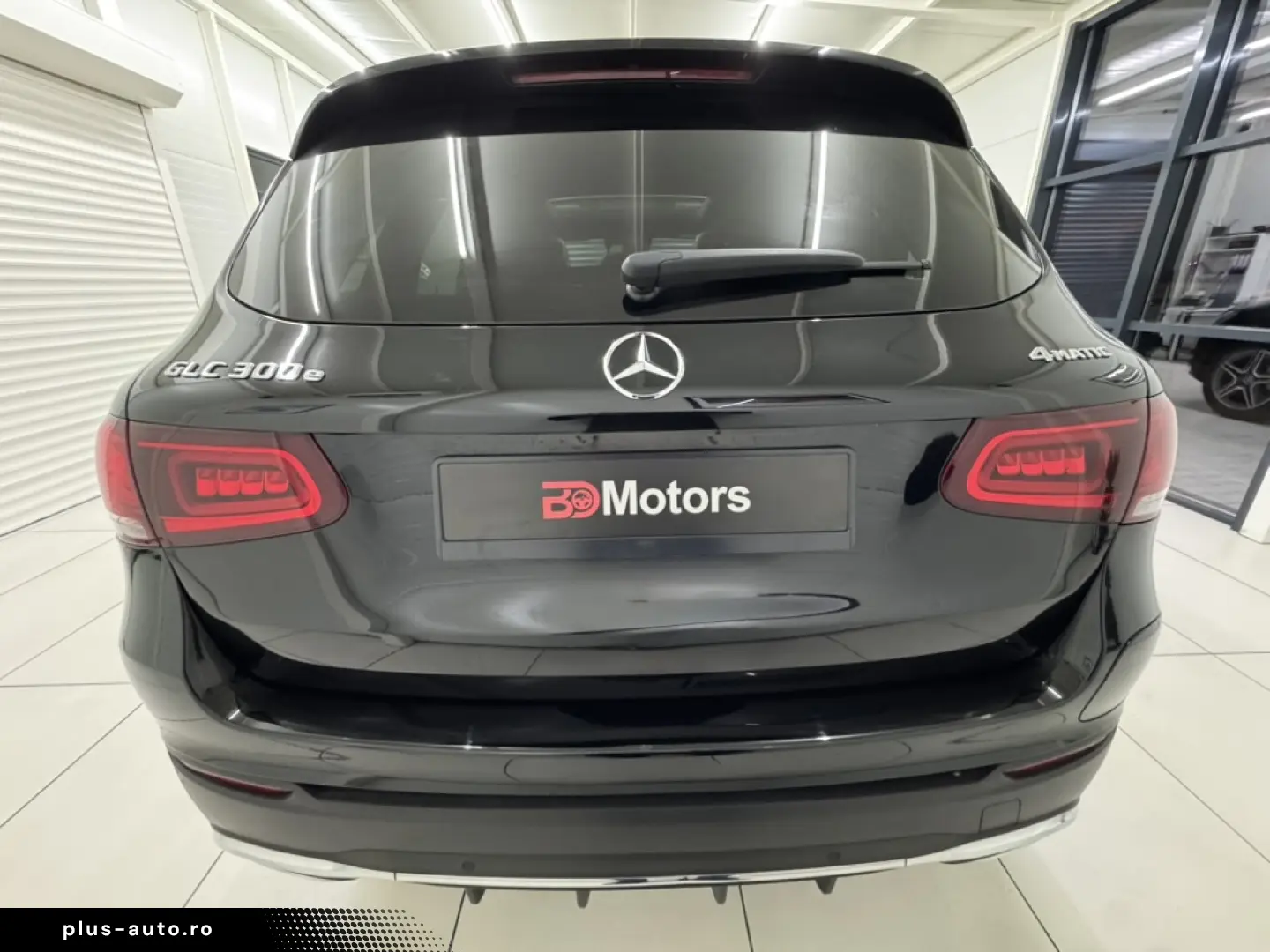 Mercedes-Benz GLC 300 e 4Matic 9G-TRONIC AMG Line