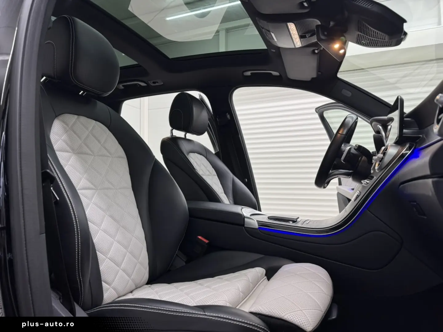 Mercedes-Benz GLC 300 e 4Matic 9G-TRONIC AMG Line