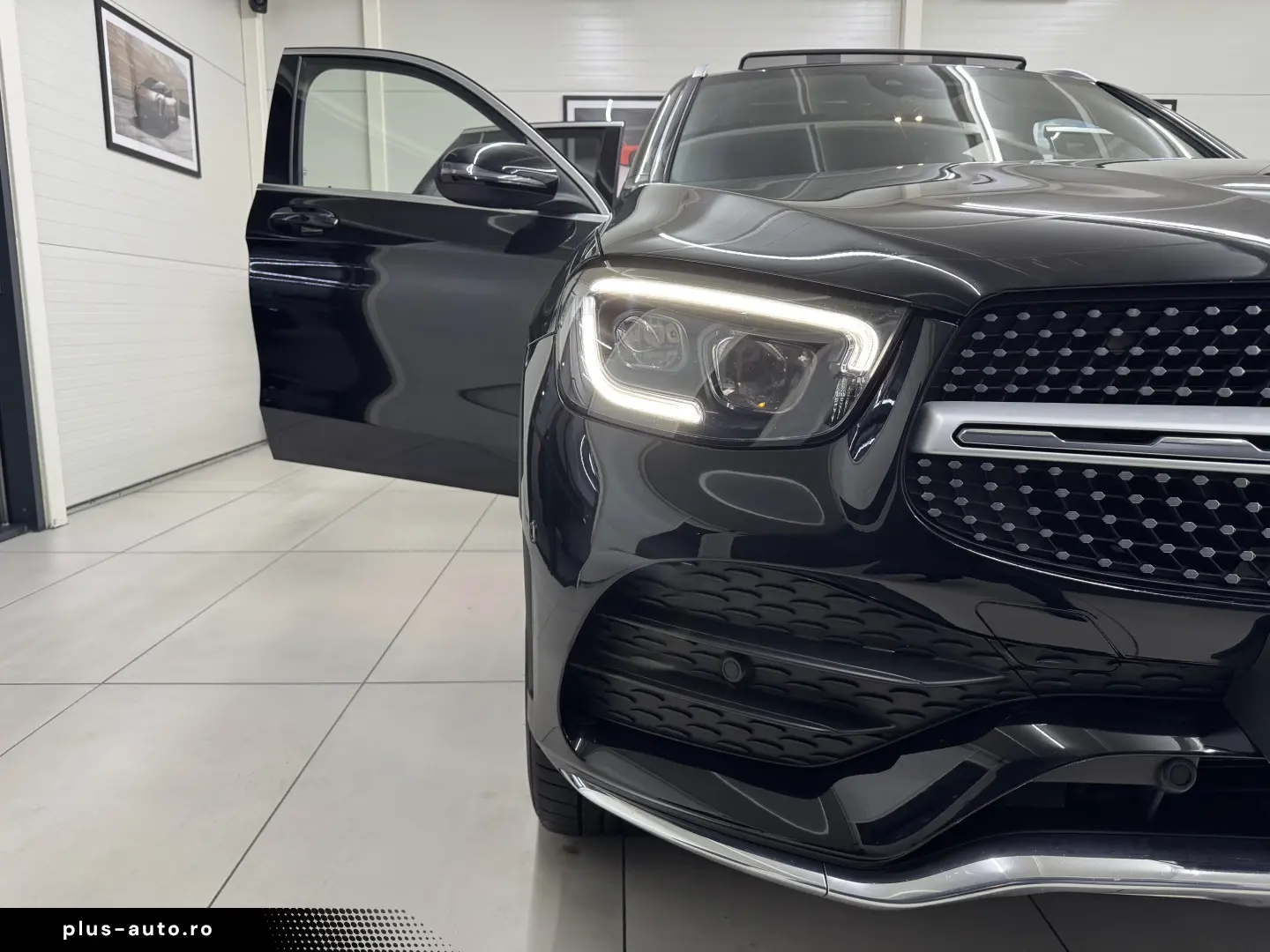 Mercedes-Benz GLC 300 e 4Matic 9G-TRONIC AMG Line