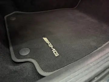 Mercedes-Benz GLC 300 e 4Matic 9G-TRONIC AMG Line