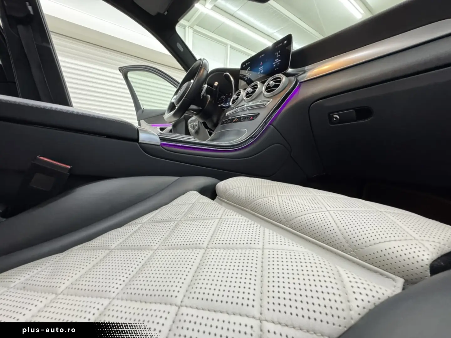 Mercedes-Benz GLC 300 e 4Matic 9G-TRONIC AMG Line