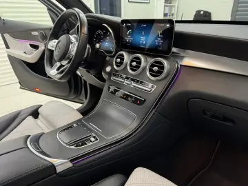 Mercedes-Benz GLC 300 e 4Matic 9G-TRONIC AMG Line