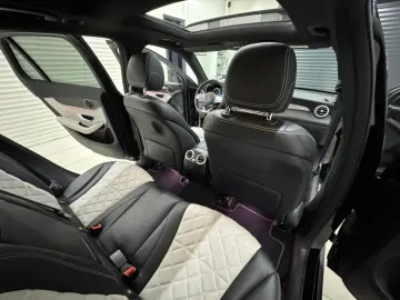 Mercedes-Benz GLC 300 e 4Matic 9G-TRONIC AMG Line