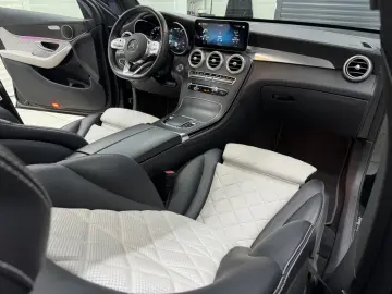 Mercedes-Benz GLC 300 e 4Matic 9G-TRONIC AMG Line