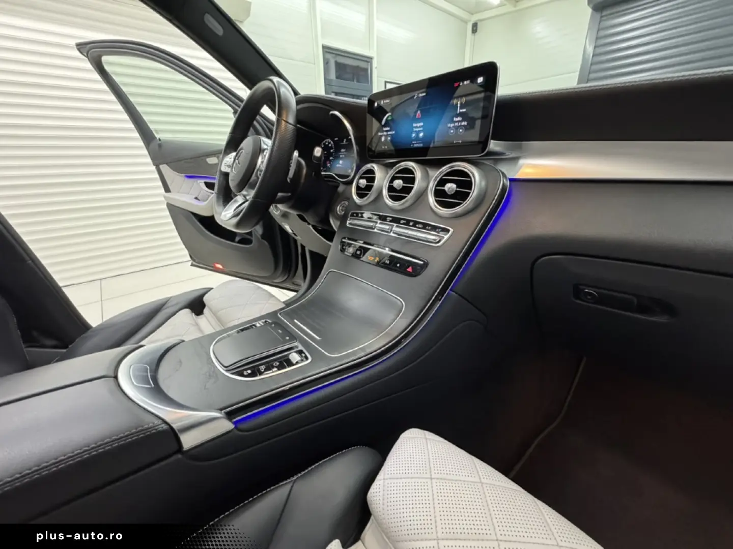 Mercedes-Benz GLC 300 e 4Matic 9G-TRONIC AMG Line