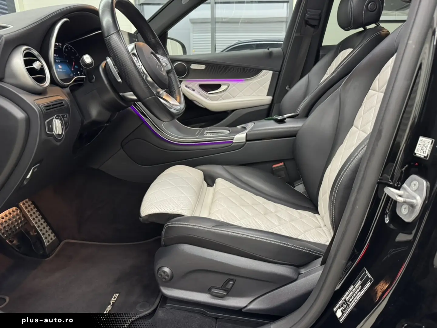 Mercedes-Benz GLC 300 e 4Matic 9G-TRONIC AMG Line