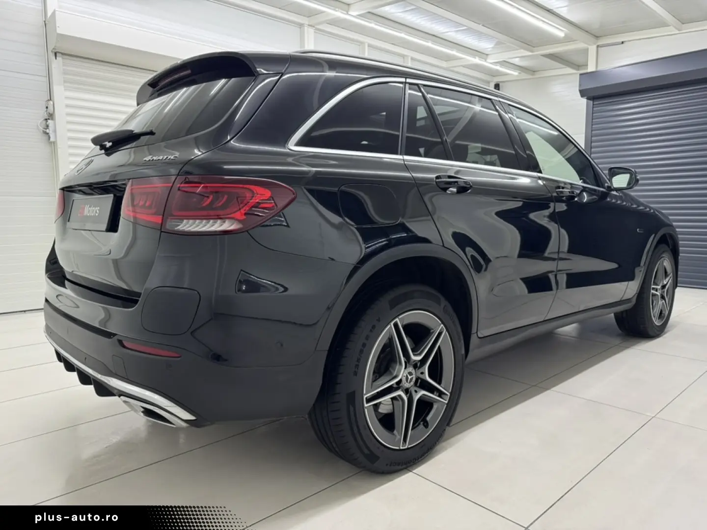 Mercedes-Benz GLC 300 e 4Matic 9G-TRONIC AMG Line