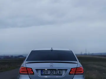 Mercedes-Benz E 250