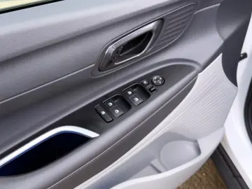 Hyundai Bayon CarPlay AndroidAuto Camera - Finanțare - Garan