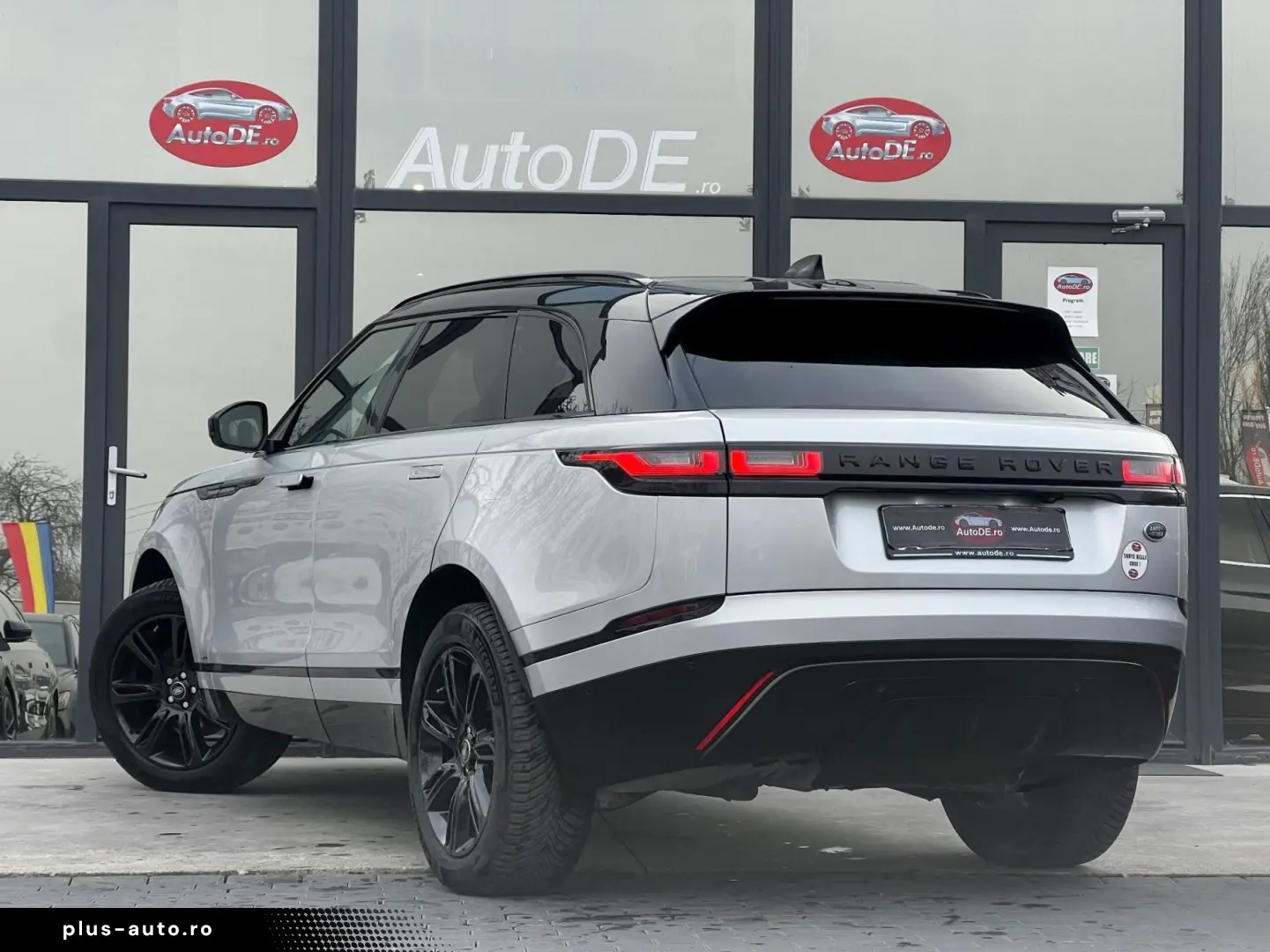 Land-Rover Range-Rover-Velar