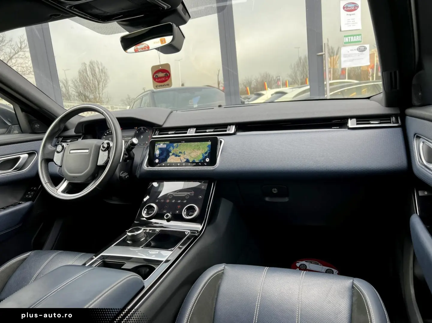 Land-Rover Range-Rover-Velar