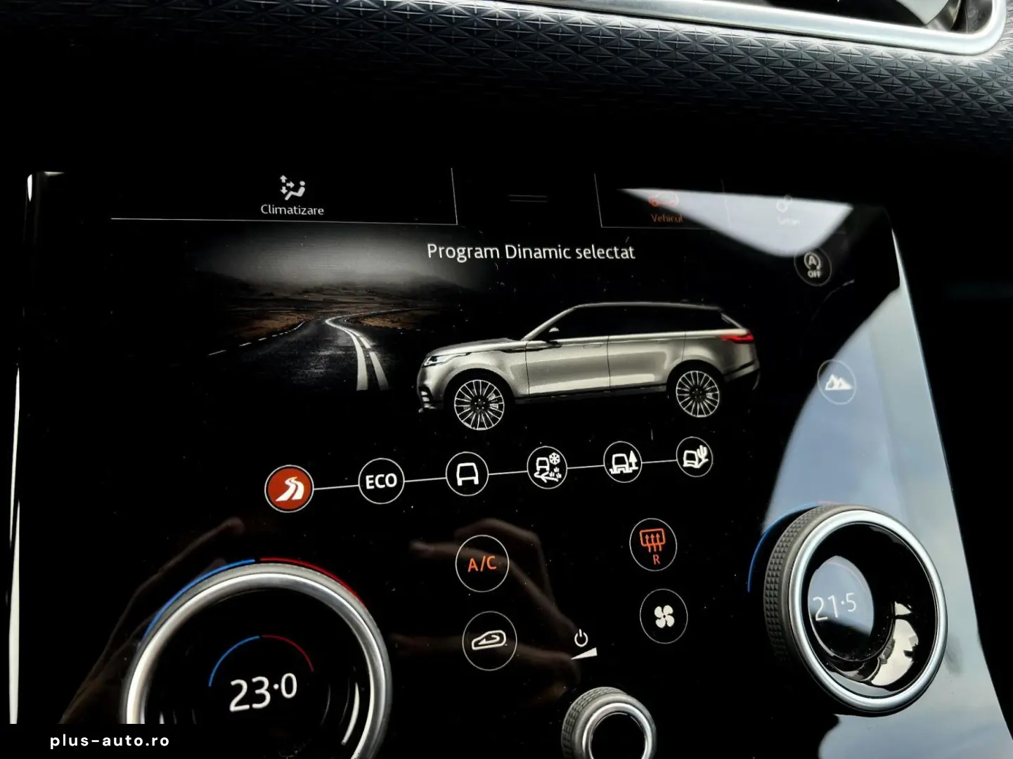 Land-Rover Range-Rover-Velar