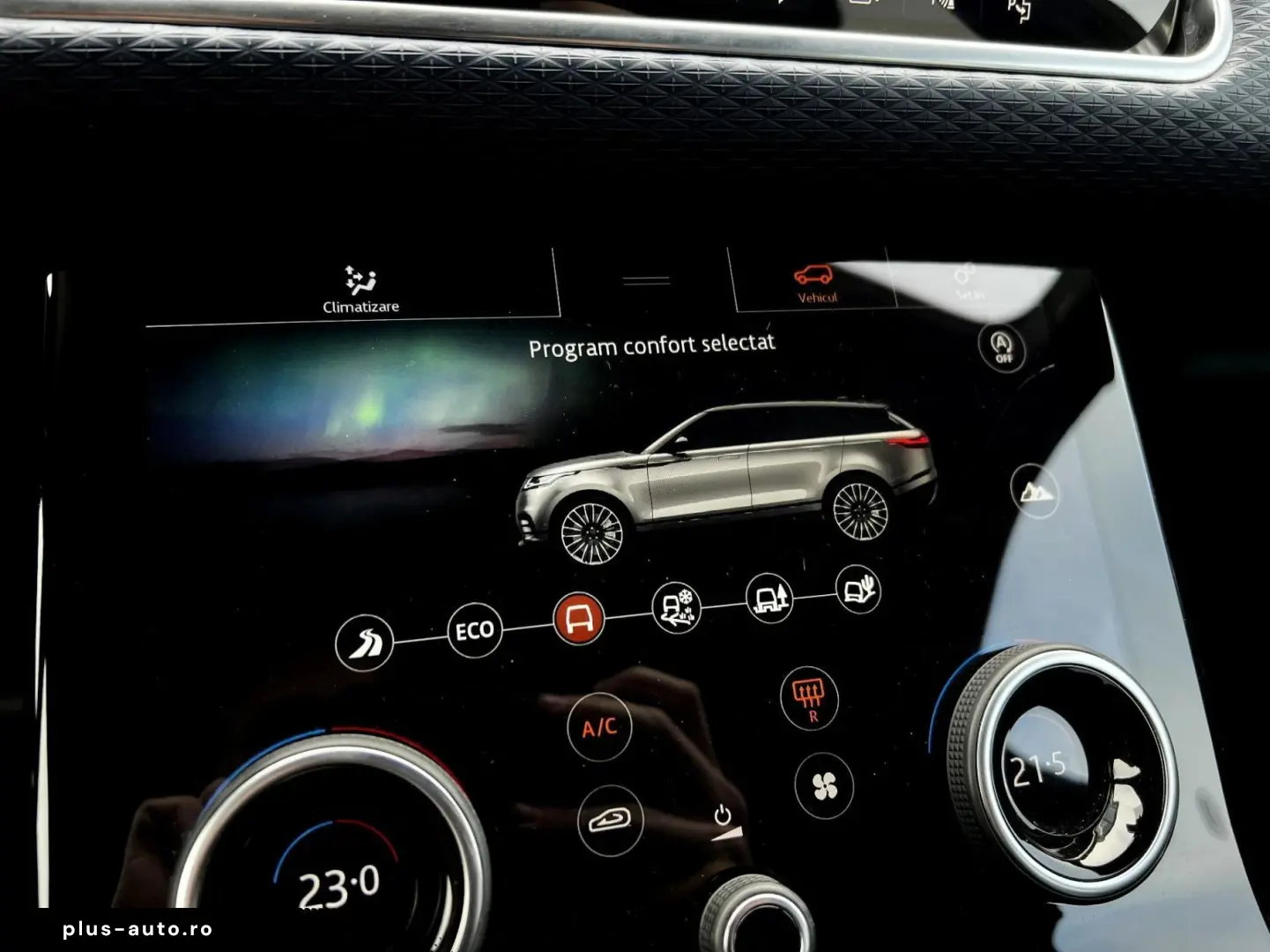 Land-Rover Range-Rover-Velar