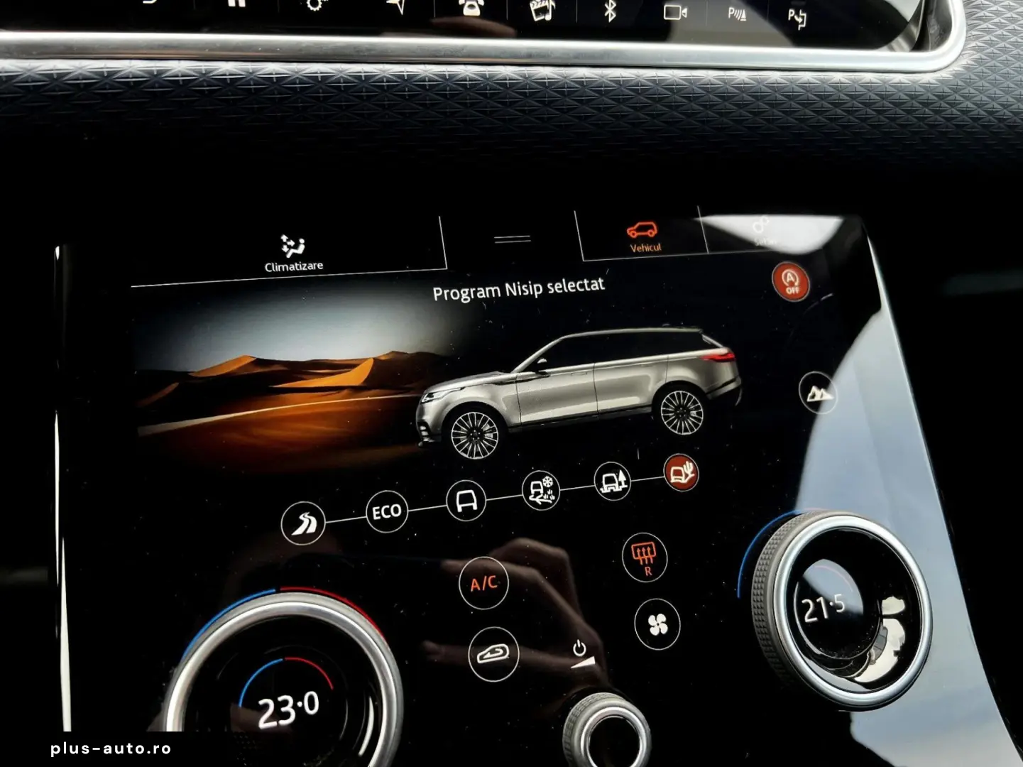 Land-Rover Range-Rover-Velar