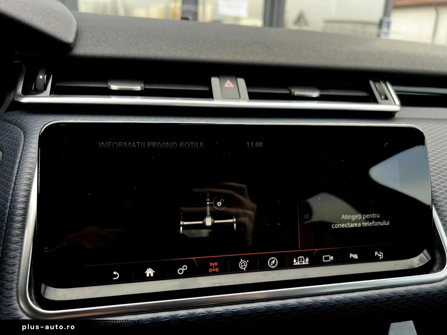 Land-Rover Range-Rover-Velar