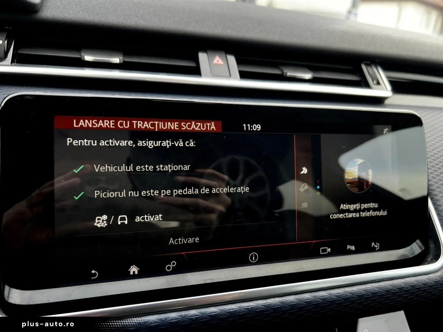 Land-Rover Range-Rover-Velar