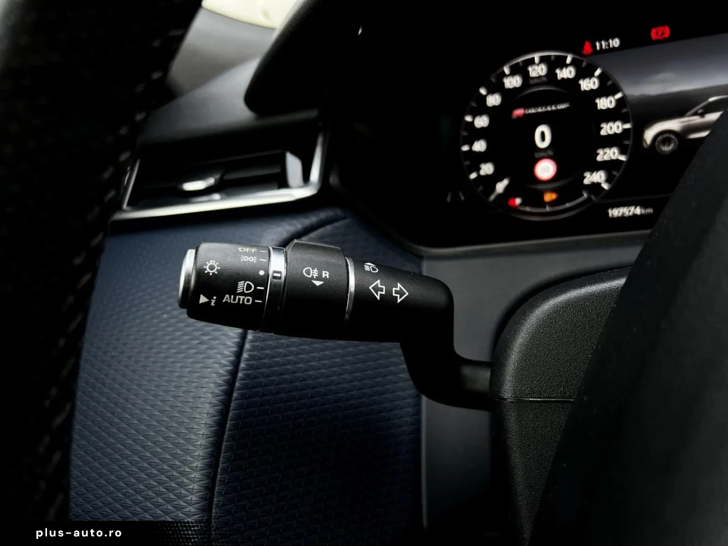 Land-Rover Range-Rover-Velar