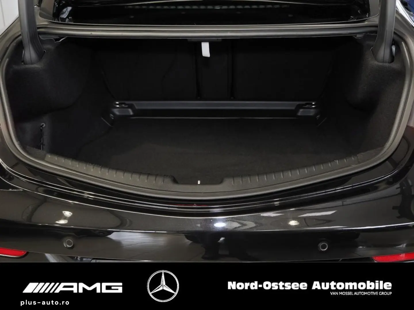 CLE 200 AMG 4M COUPE NIGHT PANO DISTRO 360 HUD