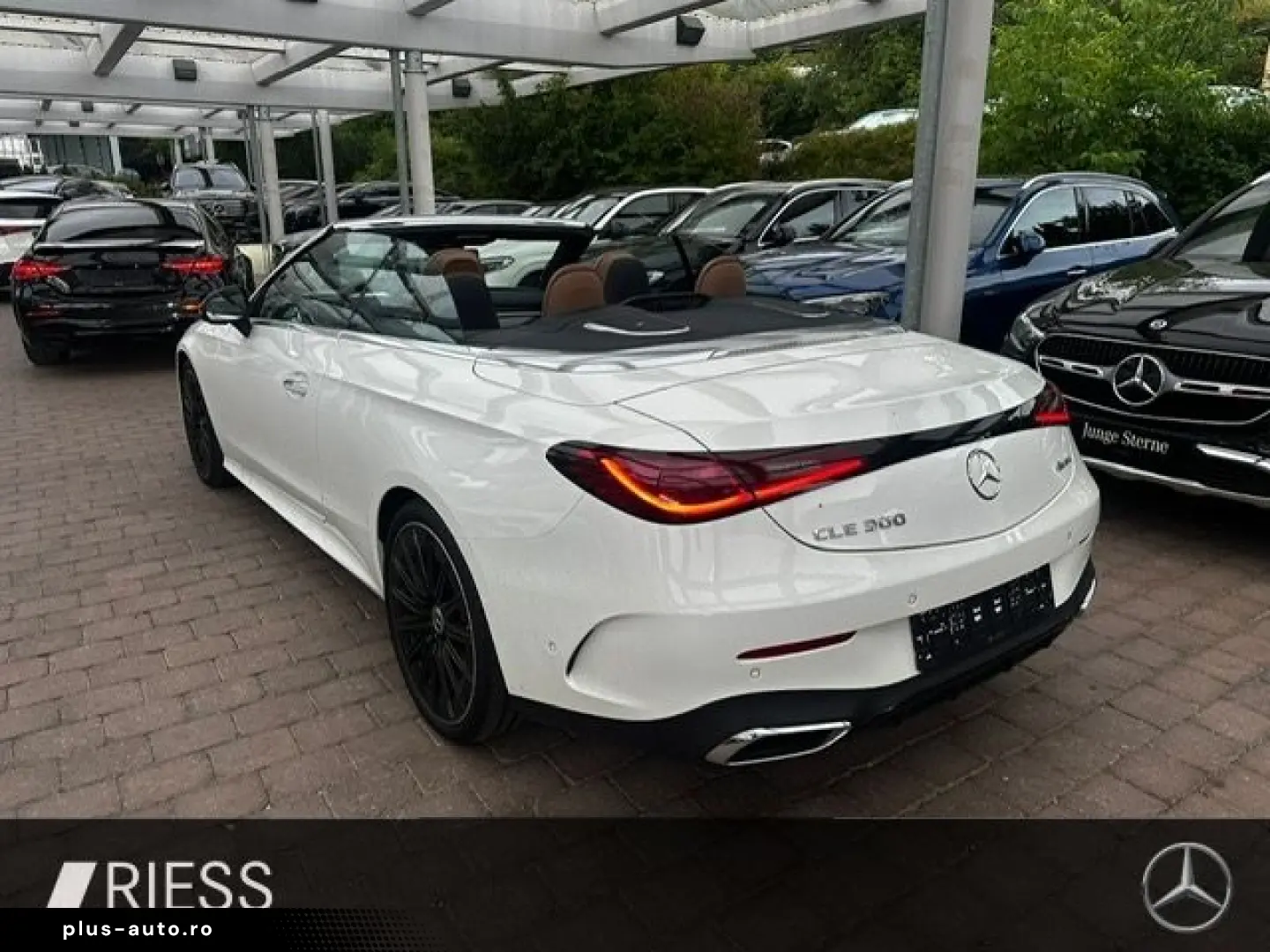 CLE 300 4M Cb AMG Sport Night STH AHK Burmes 360