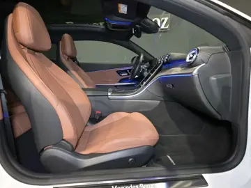 CLE 300 4M Coupé AMG PANO DIGITAL NIGHT