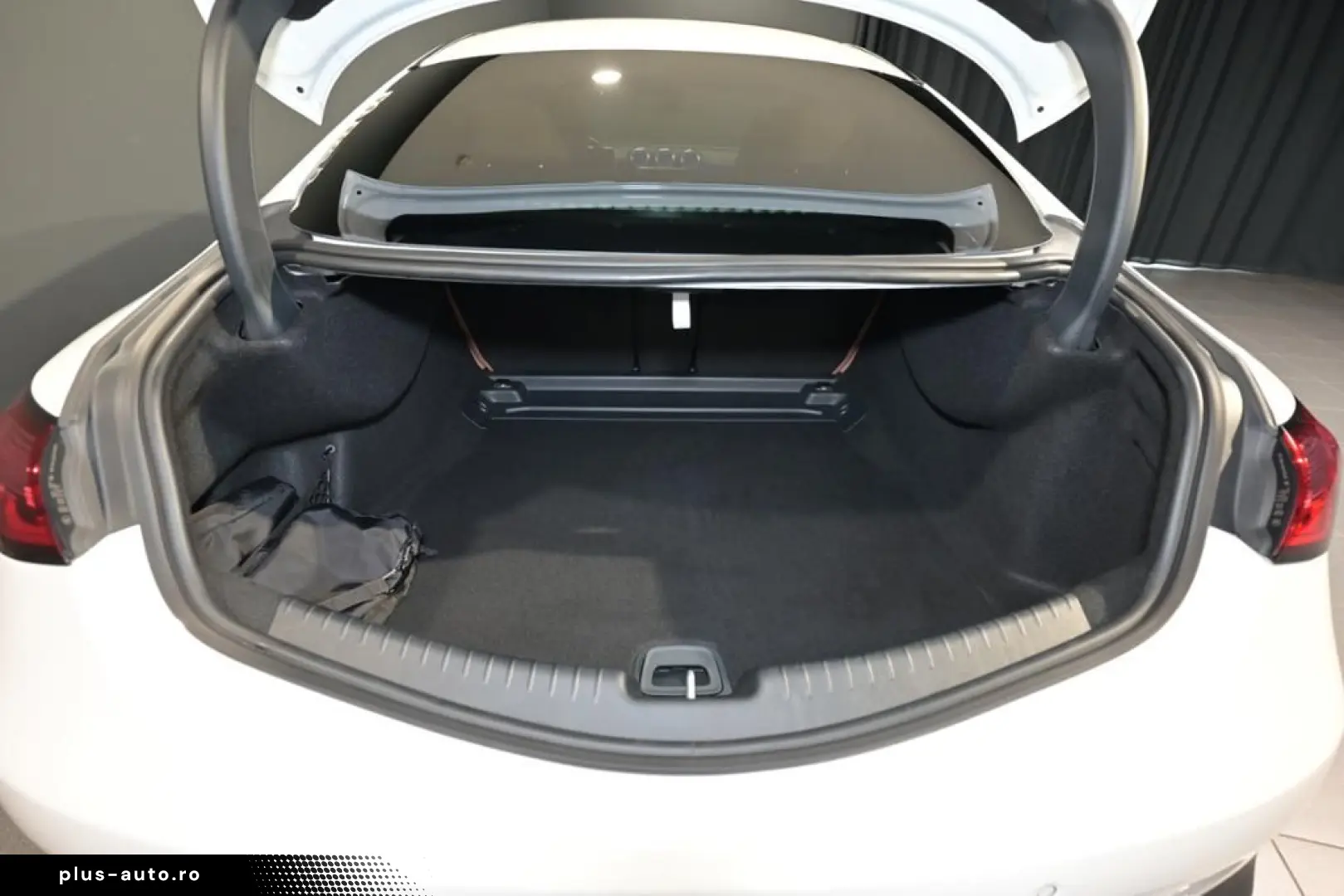 CLE 300 4M Coupé AMG PANO DIGITAL NIGHT