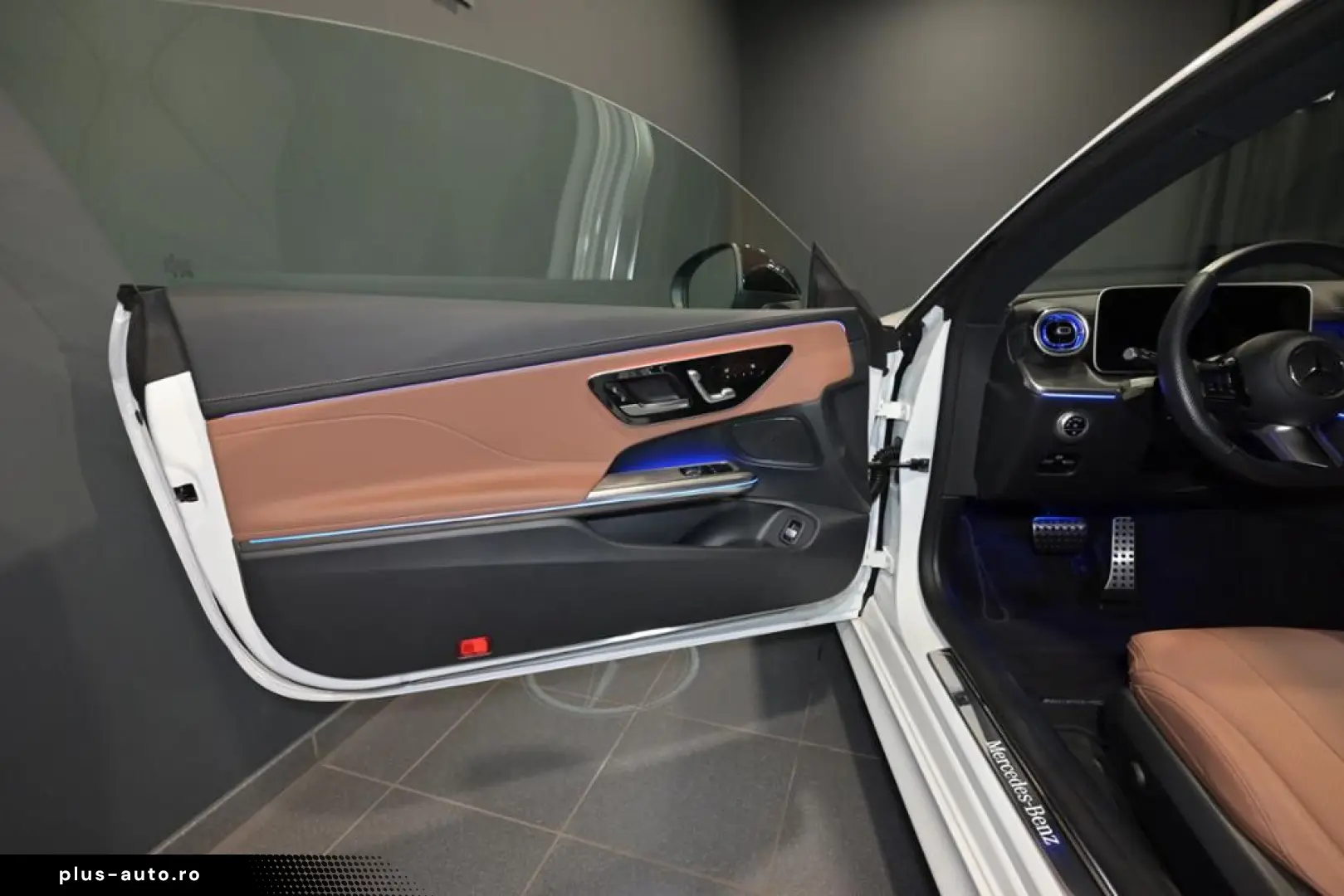 CLE 300 4M Coupé AMG PANO DIGITAL NIGHT