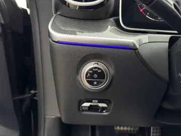 CLE 300 4M Coupé AMG-Adv  Pano DigL DISTR WiP KG