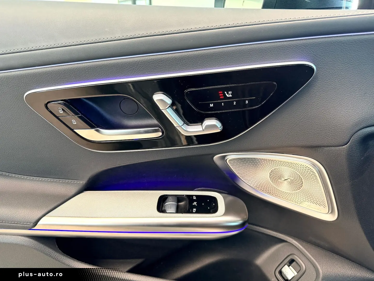 CLE 300 4M AMG Night Premium Pano DISTRONIC  360