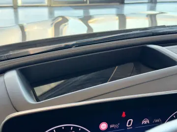 CLE 300 4M AMG Night Premium Pano DISTRONIC  360