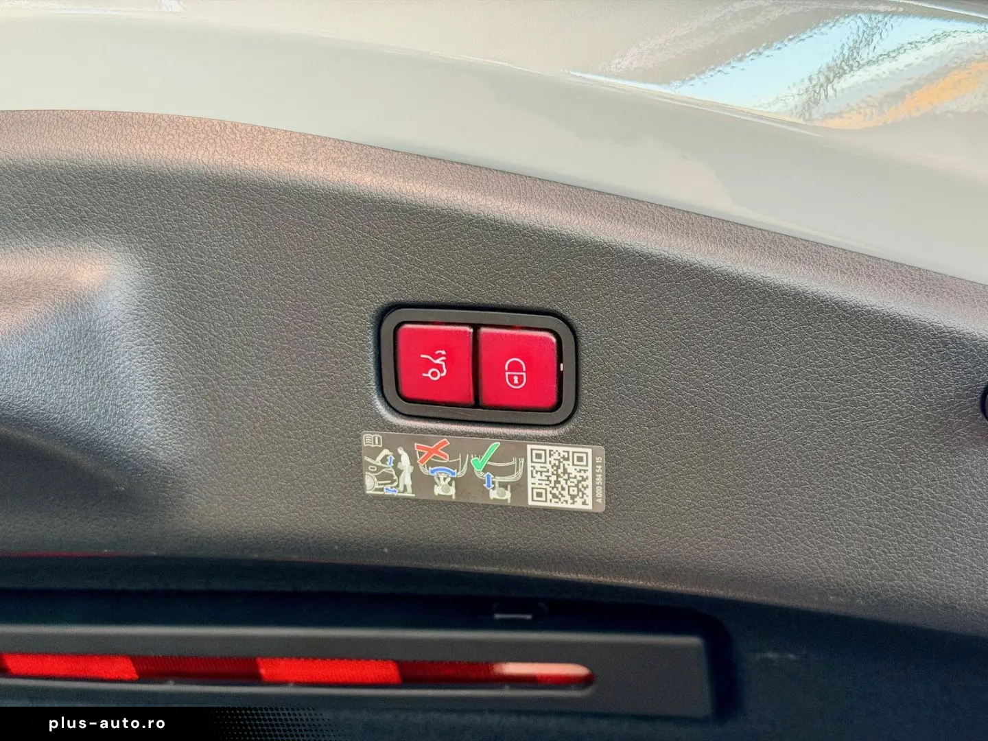 CLE 300 4M AMG Night Premium Pano DISTRONIC  360