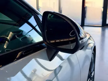 CLE 300 4M AMG Night Premium Pano DISTRONIC  360