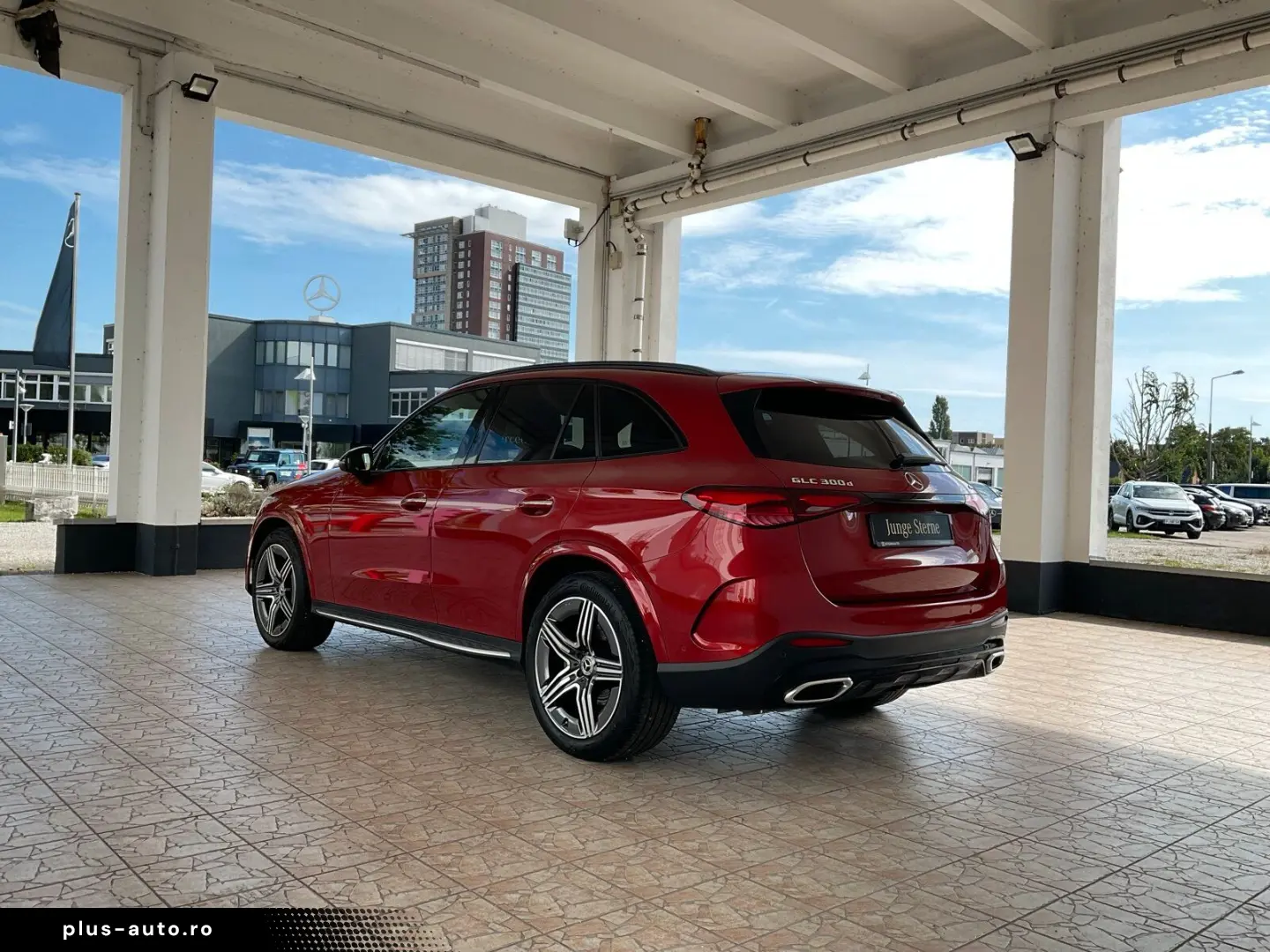 GLC 300 d 4M AMG Line Pano-Dach Distronic Kamera