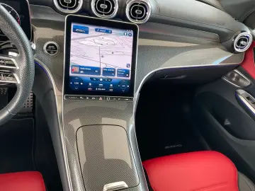 GLC 300 d 4M AMG Line Pano-Dach Distronic Kamera