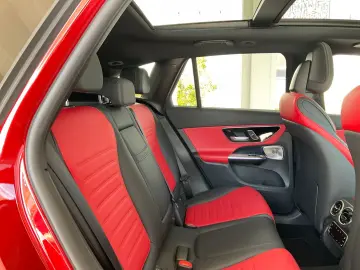 GLC 300 d 4M AMG Line Pano-Dach Distronic Kamera