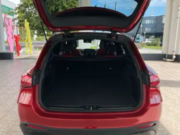 GLC 300 d 4M AMG Line Pano-Dach Distronic Kamera