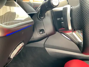 GLC 300 d 4M AMG Line Pano-Dach Distronic Kamera