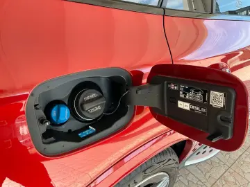 GLC 300 d 4M AMG Line Pano-Dach Distronic Kamera