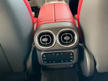 GLC 300 d 4M AMG Line Pano-Dach Distronic Kamera