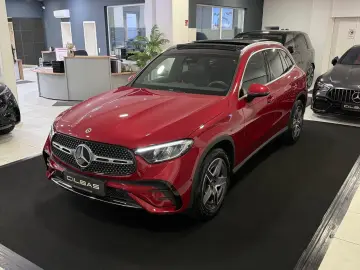 GLC 300 d 4M AMG Line Advanced PANO MEMORY AHK