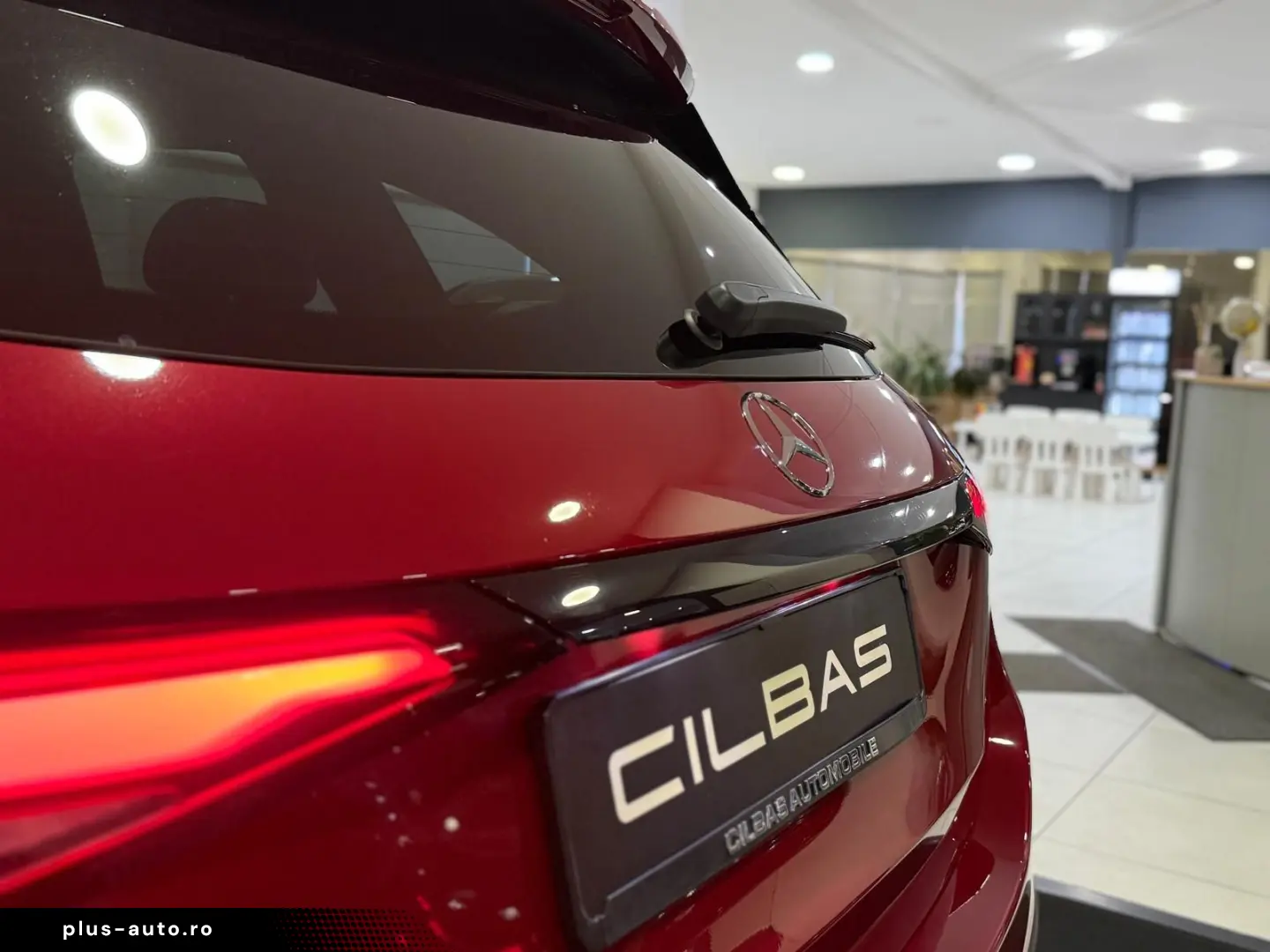 GLC 300 d 4M AMG Line Advanced PANO MEMORY AHK