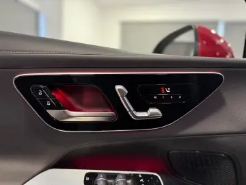 GLC 300 d 4M AMG Line Advanced PANO MEMORY AHK