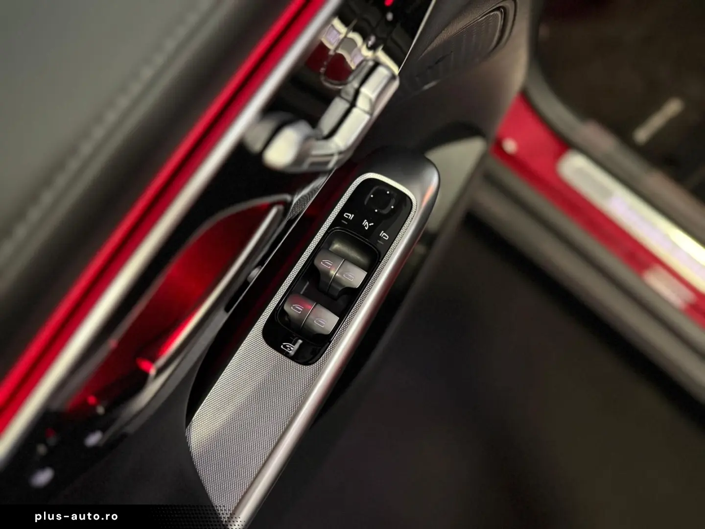 GLC 300 d 4M AMG Line Advanced PANO MEMORY AHK