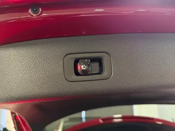 GLC 300 d 4M AMG Line Advanced PANO MEMORY AHK