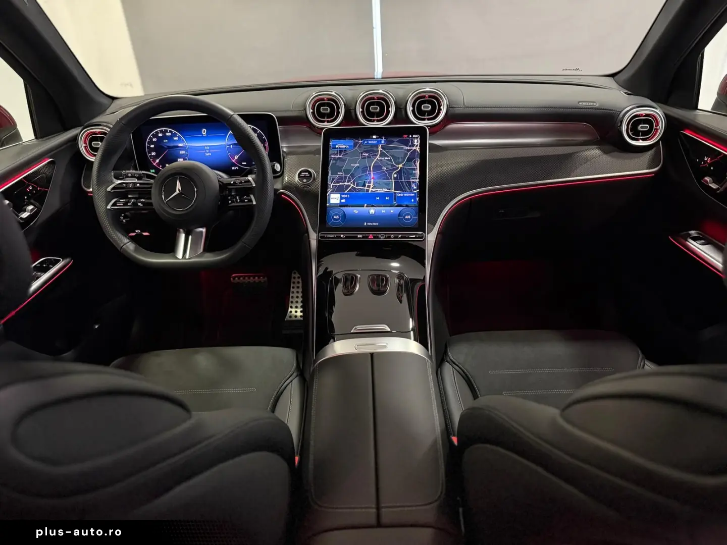 GLC 300 d 4M AMG Line Advanced PANO MEMORY AHK