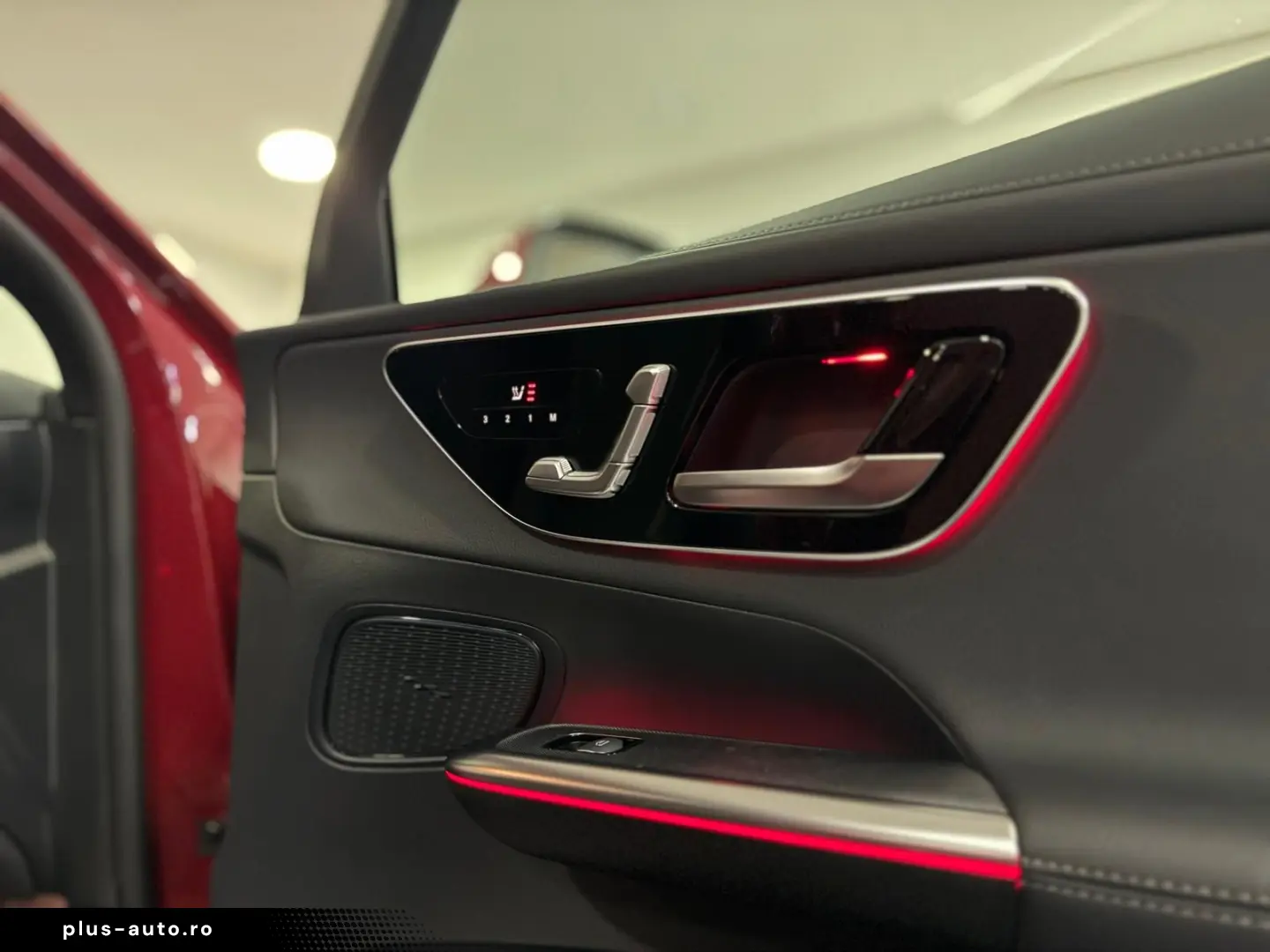 GLC 300 d 4M AMG Line Advanced PANO MEMORY AHK