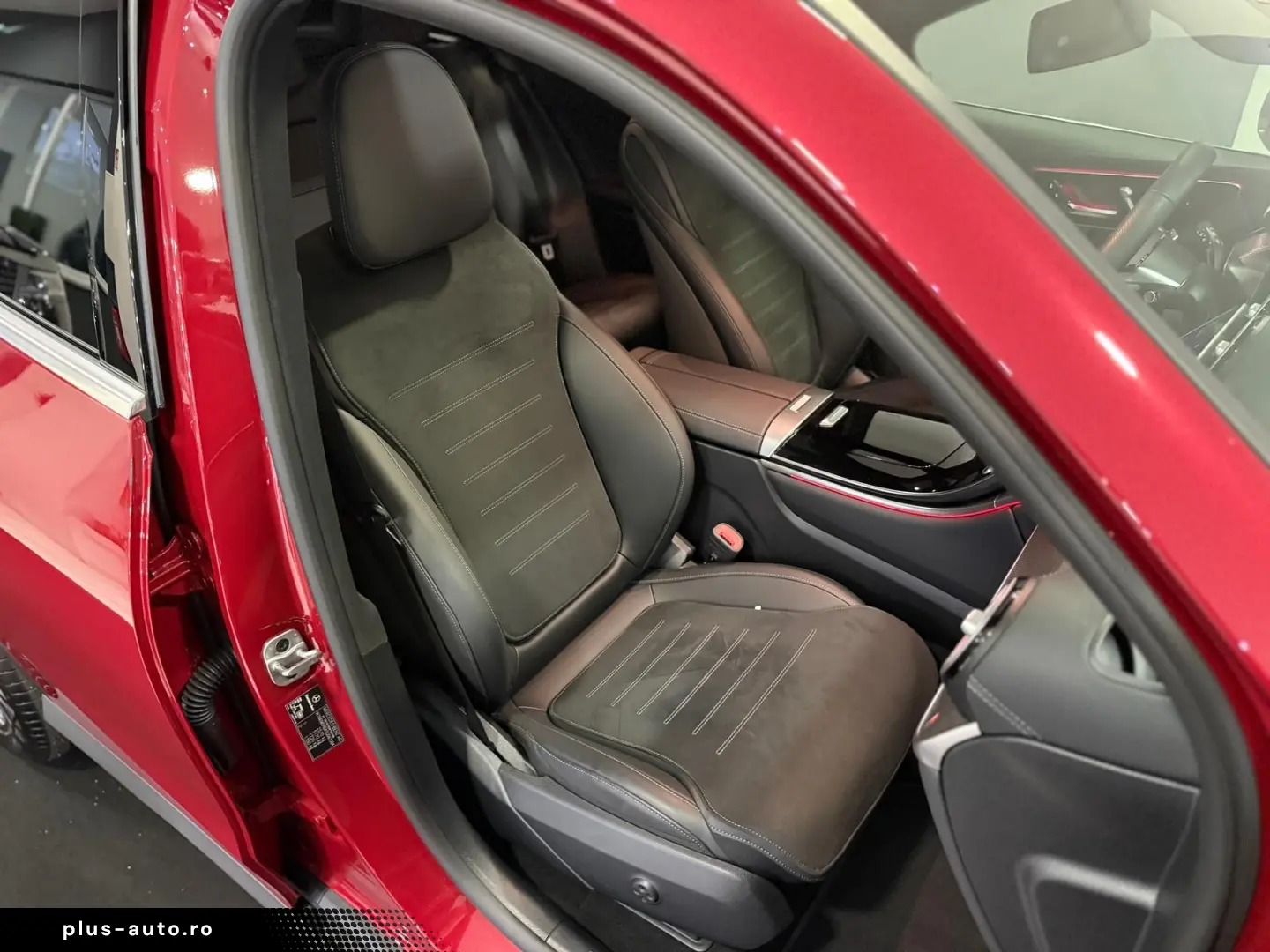 GLC 300 d 4M AMG Line Advanced PANO MEMORY AHK