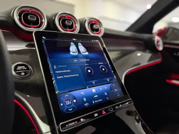 GLC 300 d 4M AMG Line Advanced PANO MEMORY AHK