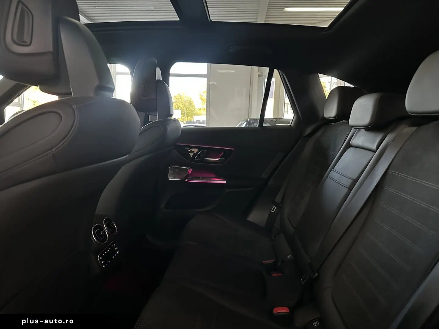 GLC 220 d 4M AMG-LiNE PANO NiGHT DiSTRO HuD 360