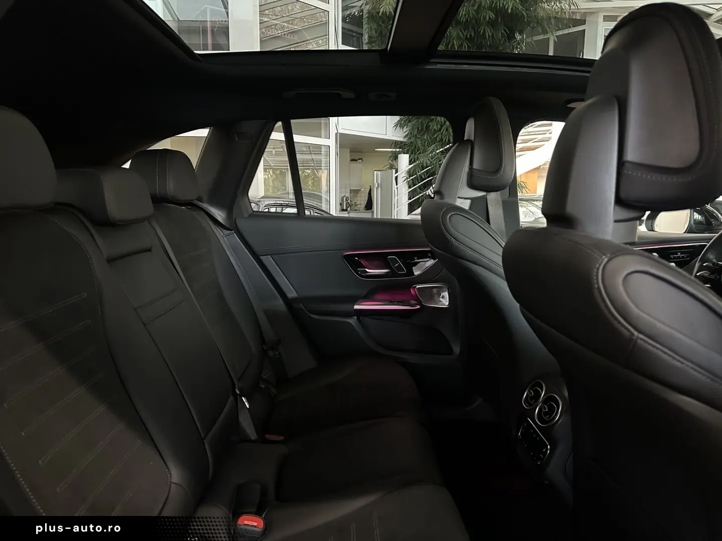 GLC 220 d 4M AMG-LiNE PANO NiGHT DiSTRO HuD 360