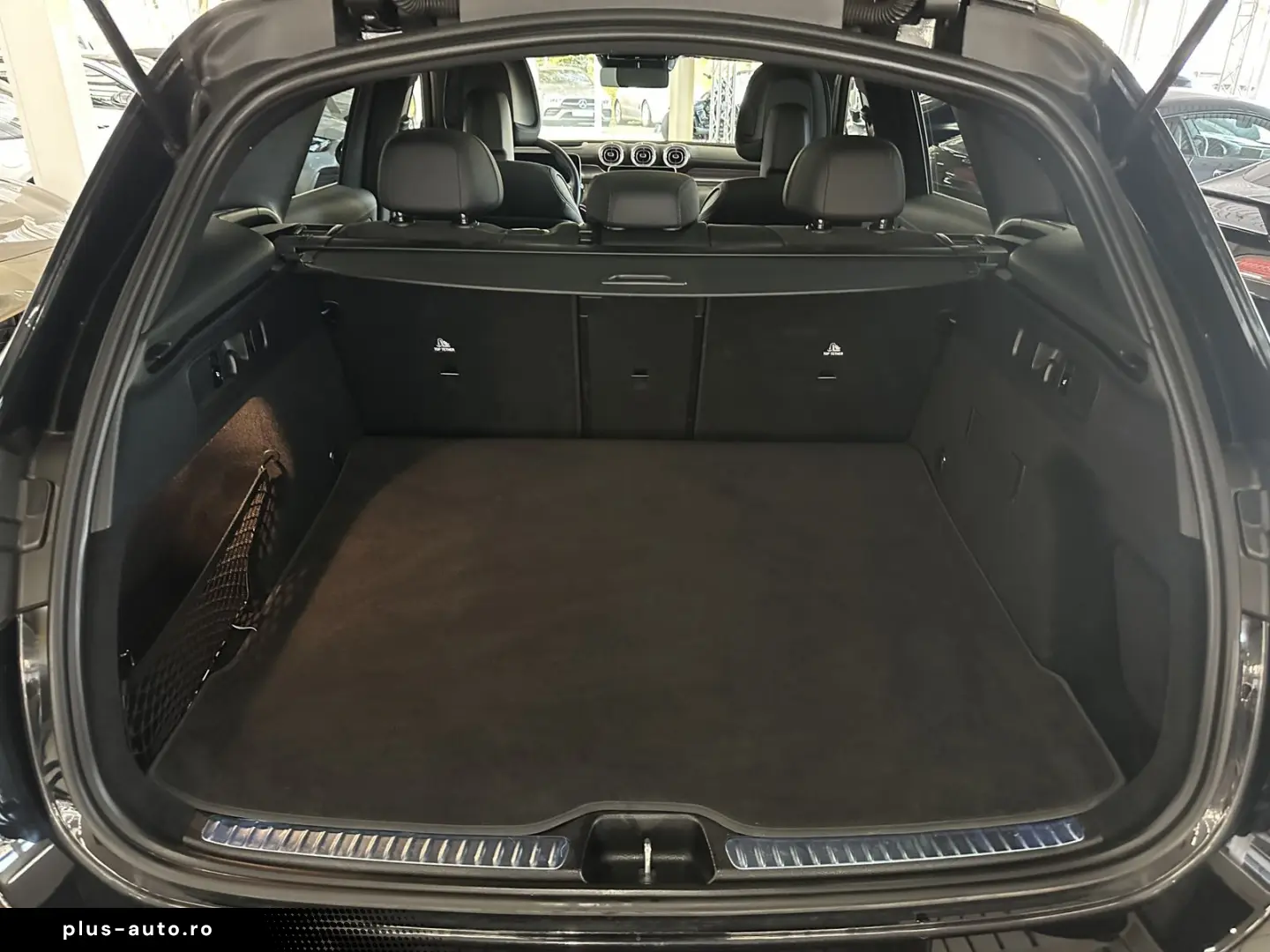 GLC 220 d 4M AMG-LiNE PANO NiGHT DiSTRO HuD 360